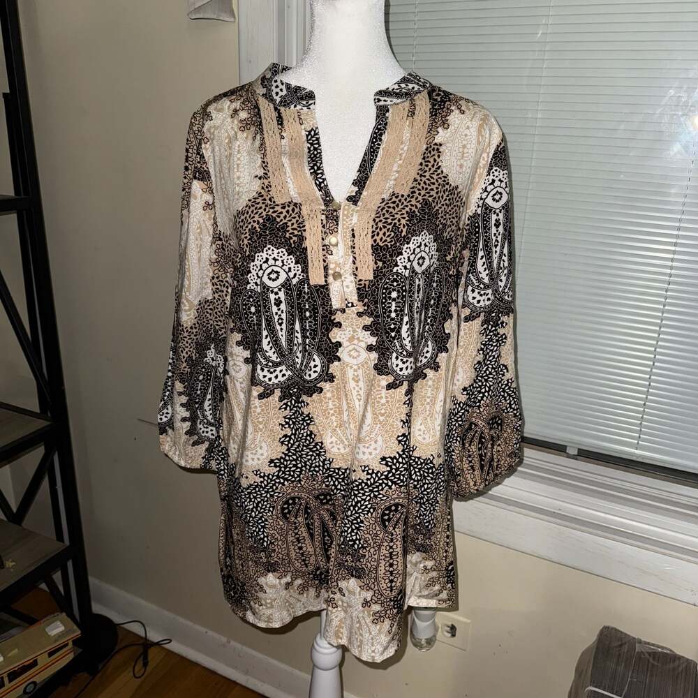 Jaclyn Smith Paisley Print Button-Front Tunic Top Size Small